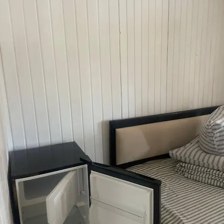 Hotel відпочинкова оздоровча база еліт Solotvyno