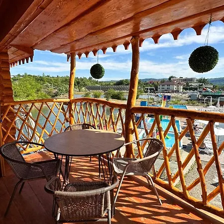 відпочинкова оздоровча база еліт Hotel *